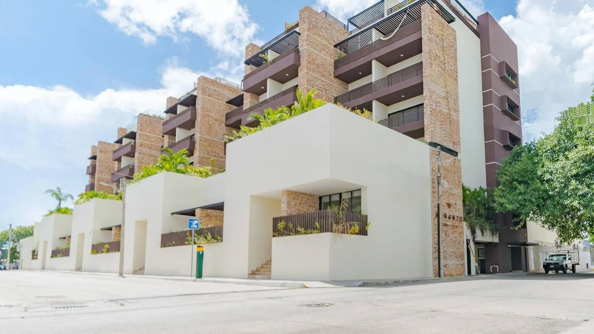 Condo Veronica - Comfortable 2 Bedroom With Rooftop Gym And Pool Playa del Carmen 0*,  Mexiko