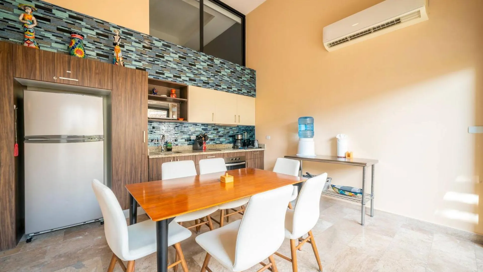 Condo Veronica - Comfortable 2 Bedroom With Rooftop Gym And Pool Playa del Carmen 0*,  Mexiko